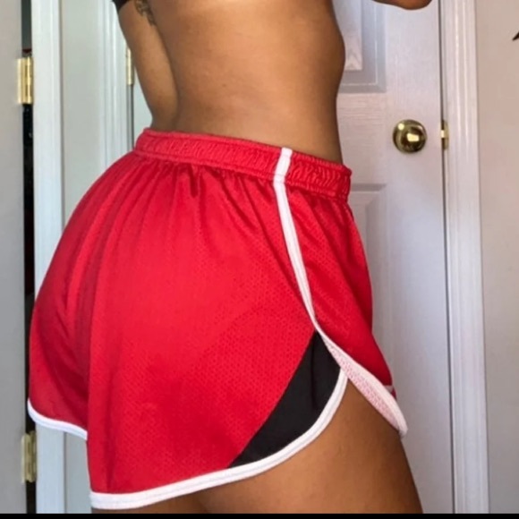 Nike Dri-FIT Shorts - Picture 4 of 6